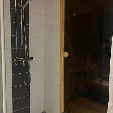 Kaarnikkarakka 28